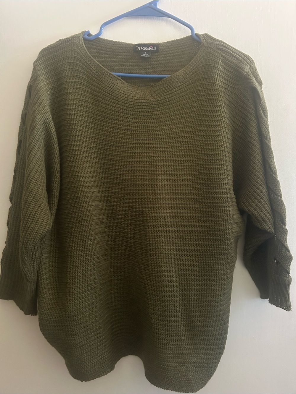 De Rotchild Olive Green Knit Sweater with Cut-Out Sleeves Size Large